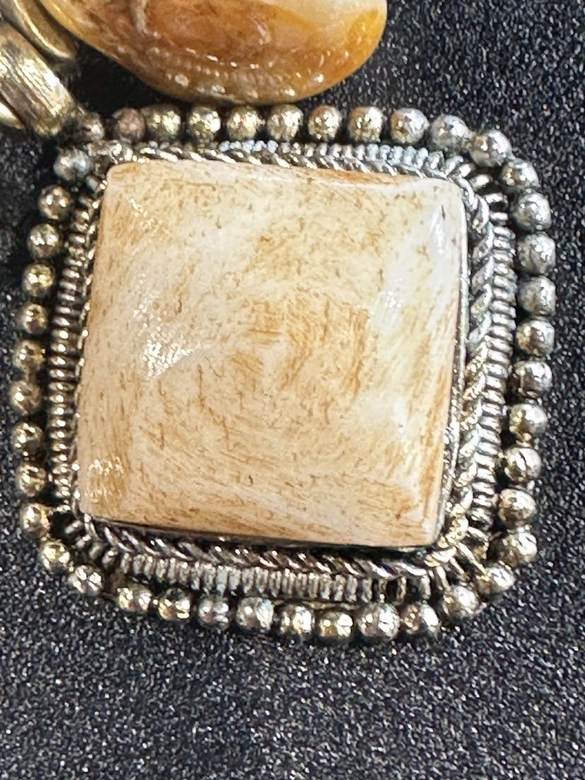 VTG 7.5” Polished Stone Bracelet W/Square Scrollwork Pendant & Toggle Clasp