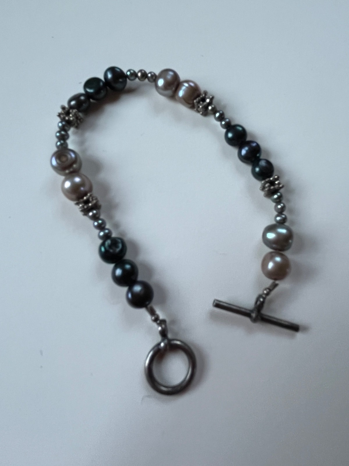 Black Gray Purple Iridescent Pearly Bead w 925 Marked Silver Clasp Bracelet –