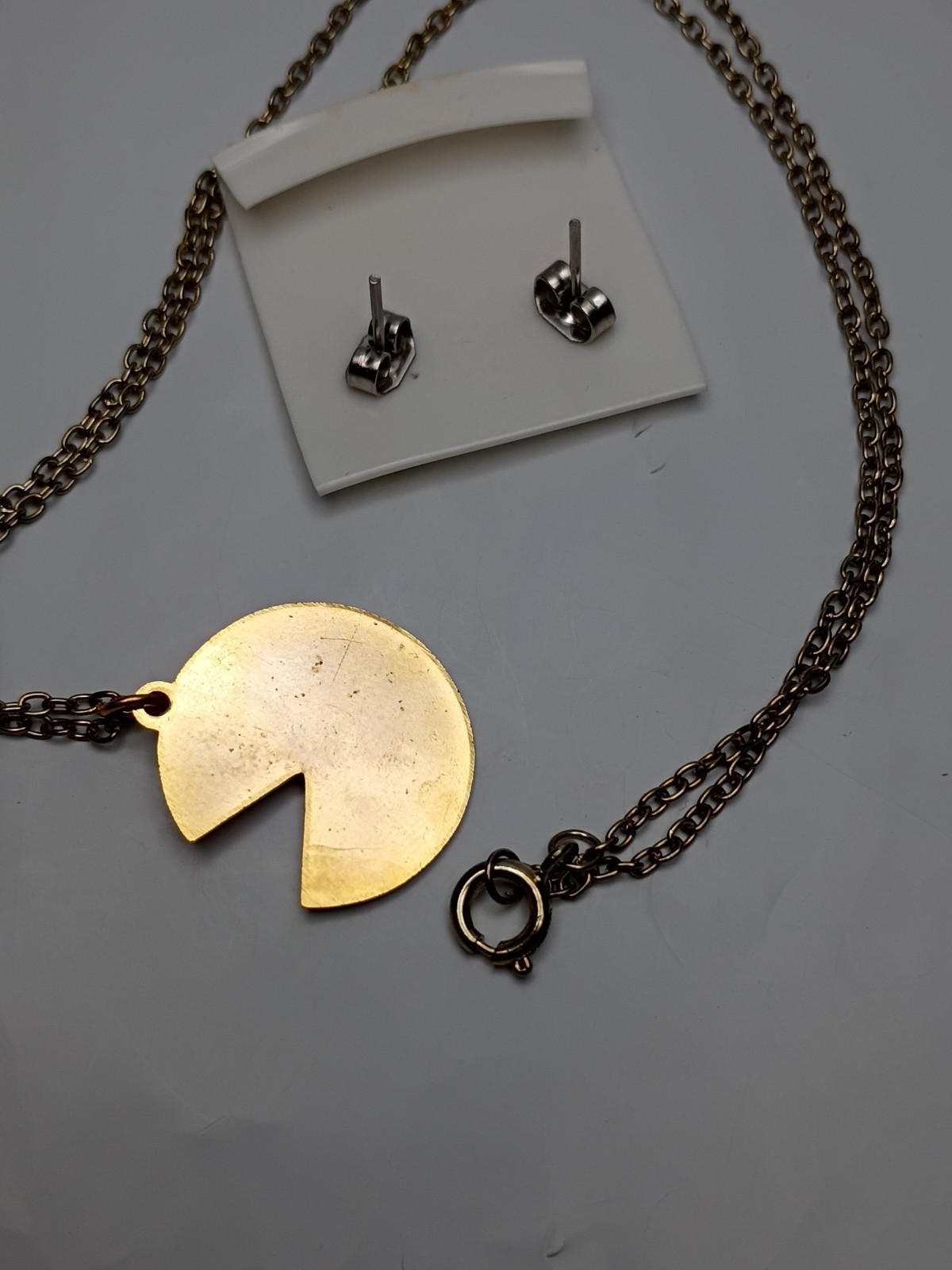 Vintage NOS Mrs Pac-Man Birthday Metal Stud Earrings Mr Pac Man Necklace Googly