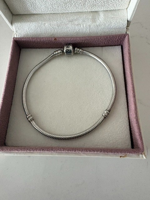 Pandora Moments Sterling Silver Snake Chain Bracelet 19 cm with Clasp