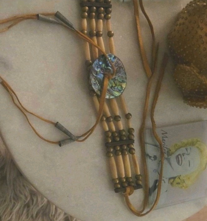 Vintage 1970s Native American Style 4-Row Hairpipe Choker Abalone Shell Suede