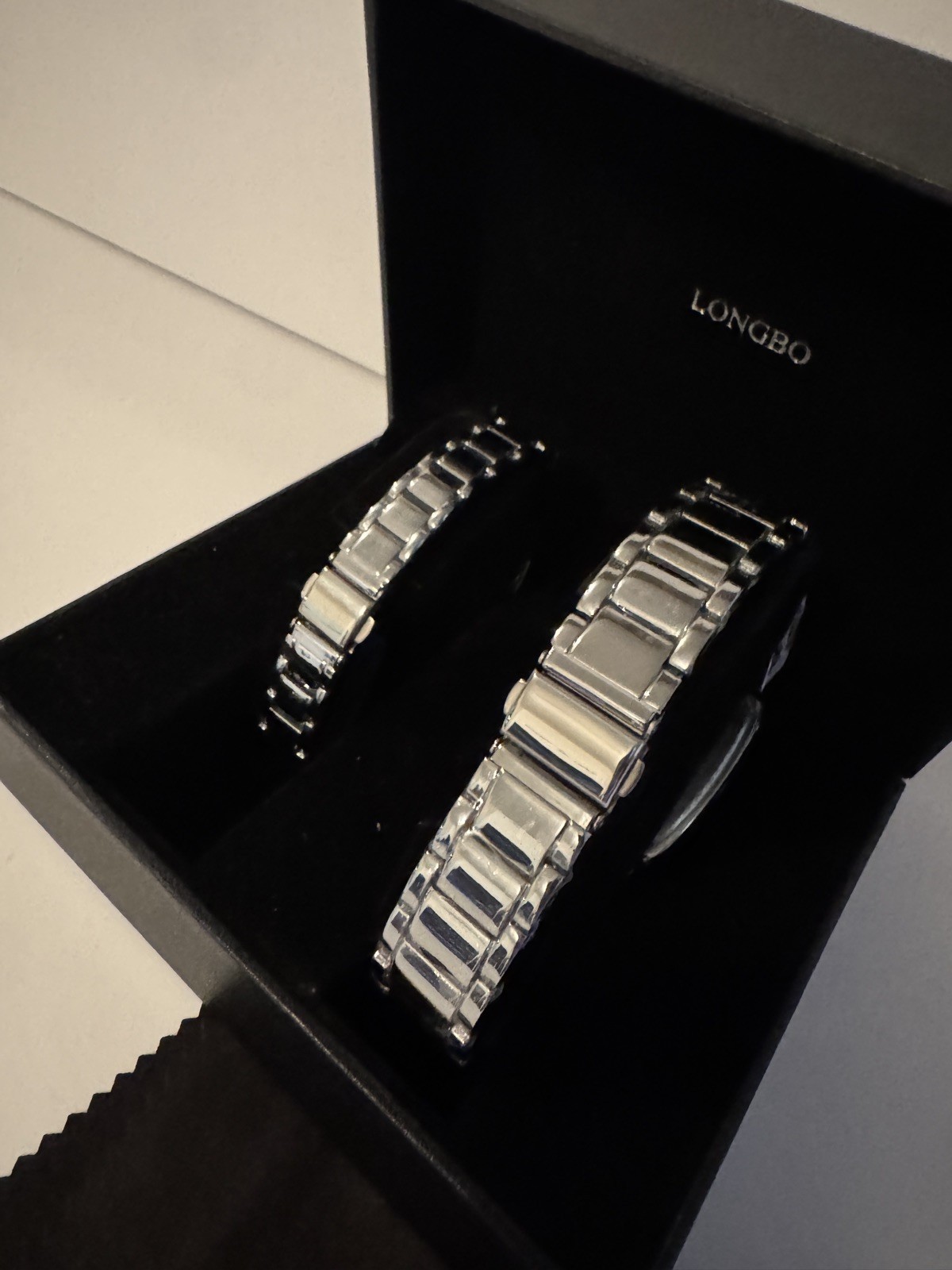 New in Box Longbo Men’s & Ladies Matching Luxury Crystal Wrist Watch Set Silver