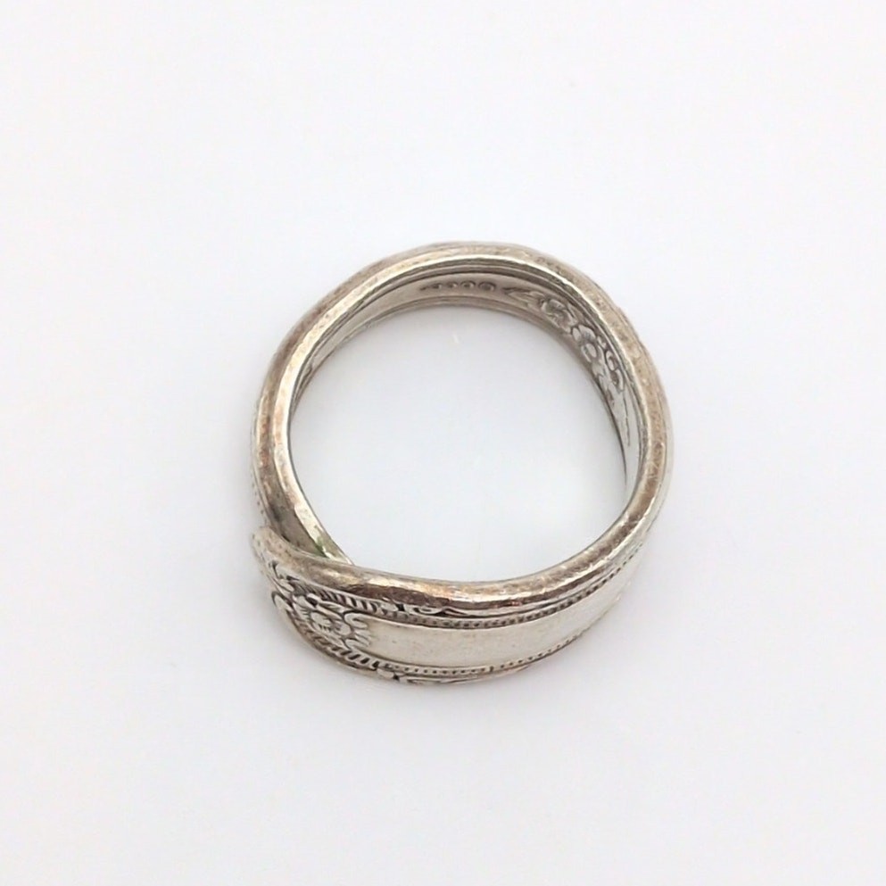 Vintage International Silver Plated Spoon Ring Cotillion Flower Pattern Size 9