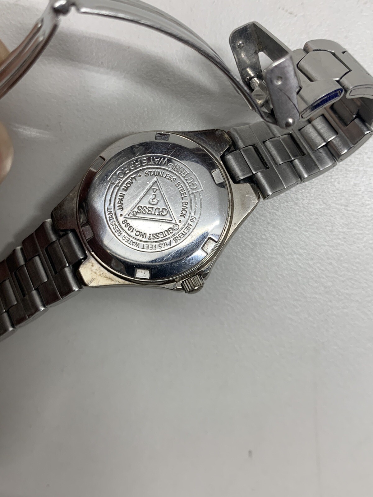 Guess Waterpro Watch 50 Meters 165 Feet Gold Silver Tone