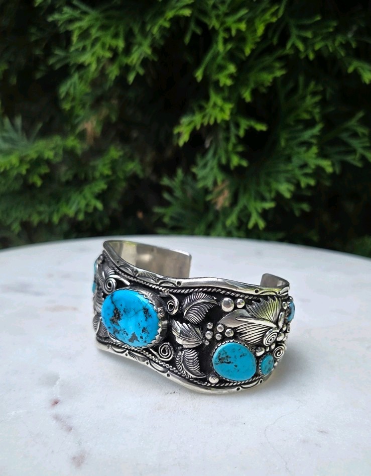 vintage handmade Navajo sterling silver sleeping beauty turquoise cuff bracelet