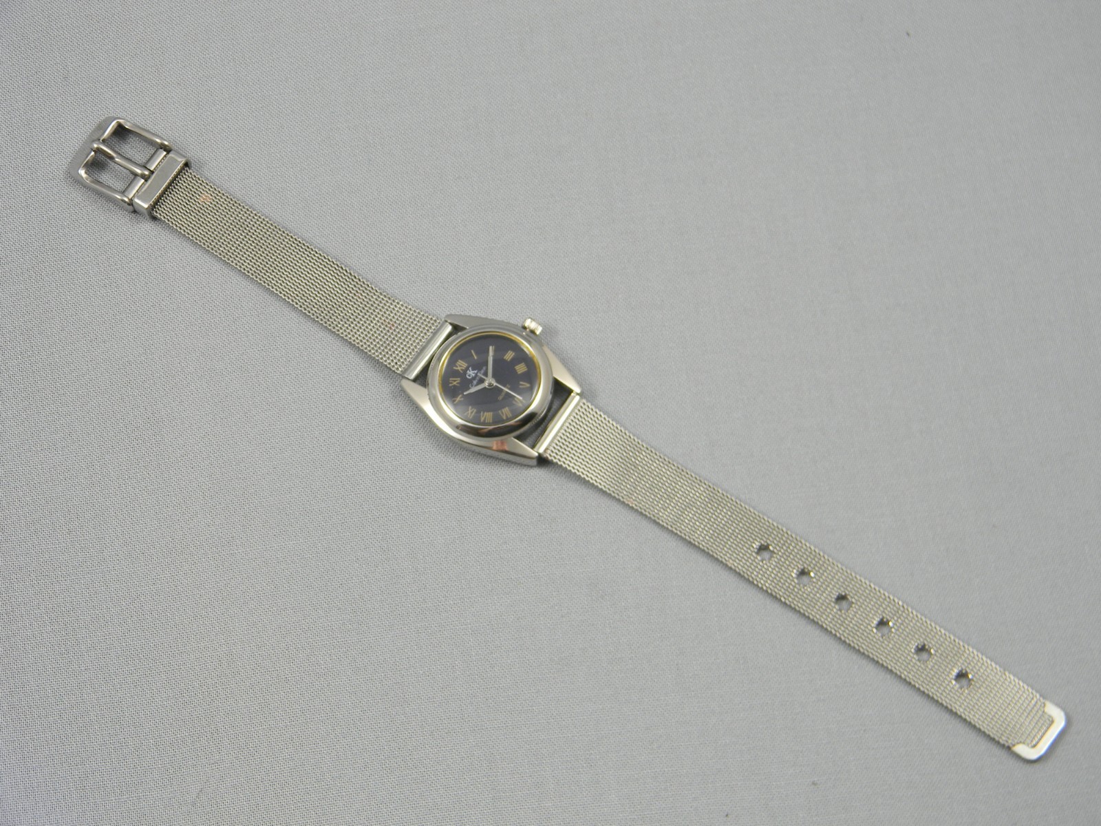 Calvin Klein Watch Women 26mm Silver Tone Blue/Black Dial Mesh Band New Battery