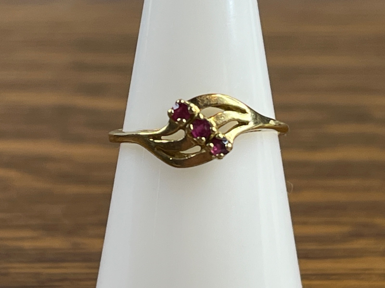 Vintage 10k Natural Ruby Bypass Cocktail Ring Estate 10k Yellow Gold Size 5