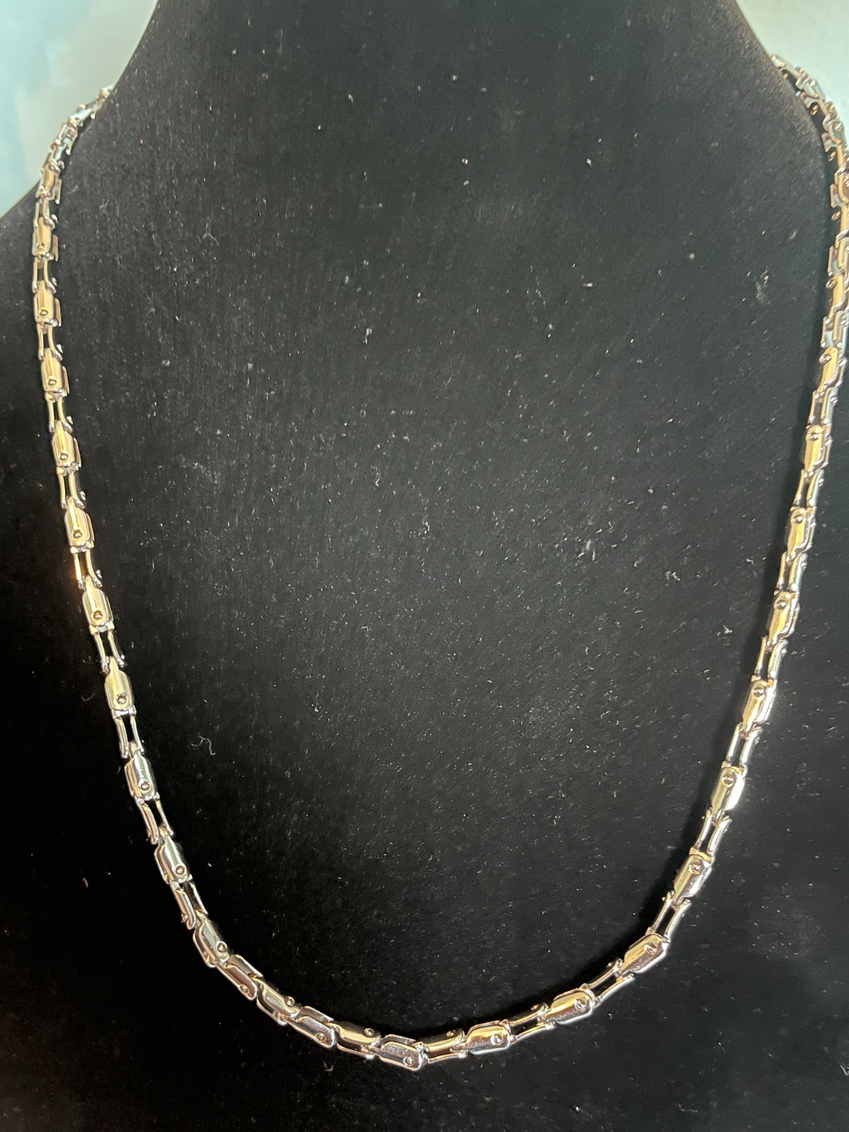 Stainless Steel 4mm 24″ Box Bicycle Chain Necklace