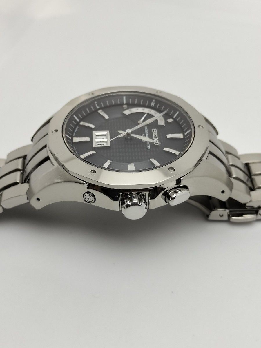 Seiko Brightz 8B43 Radio Solar Titanium Watch Big Date Timepiece Authentic