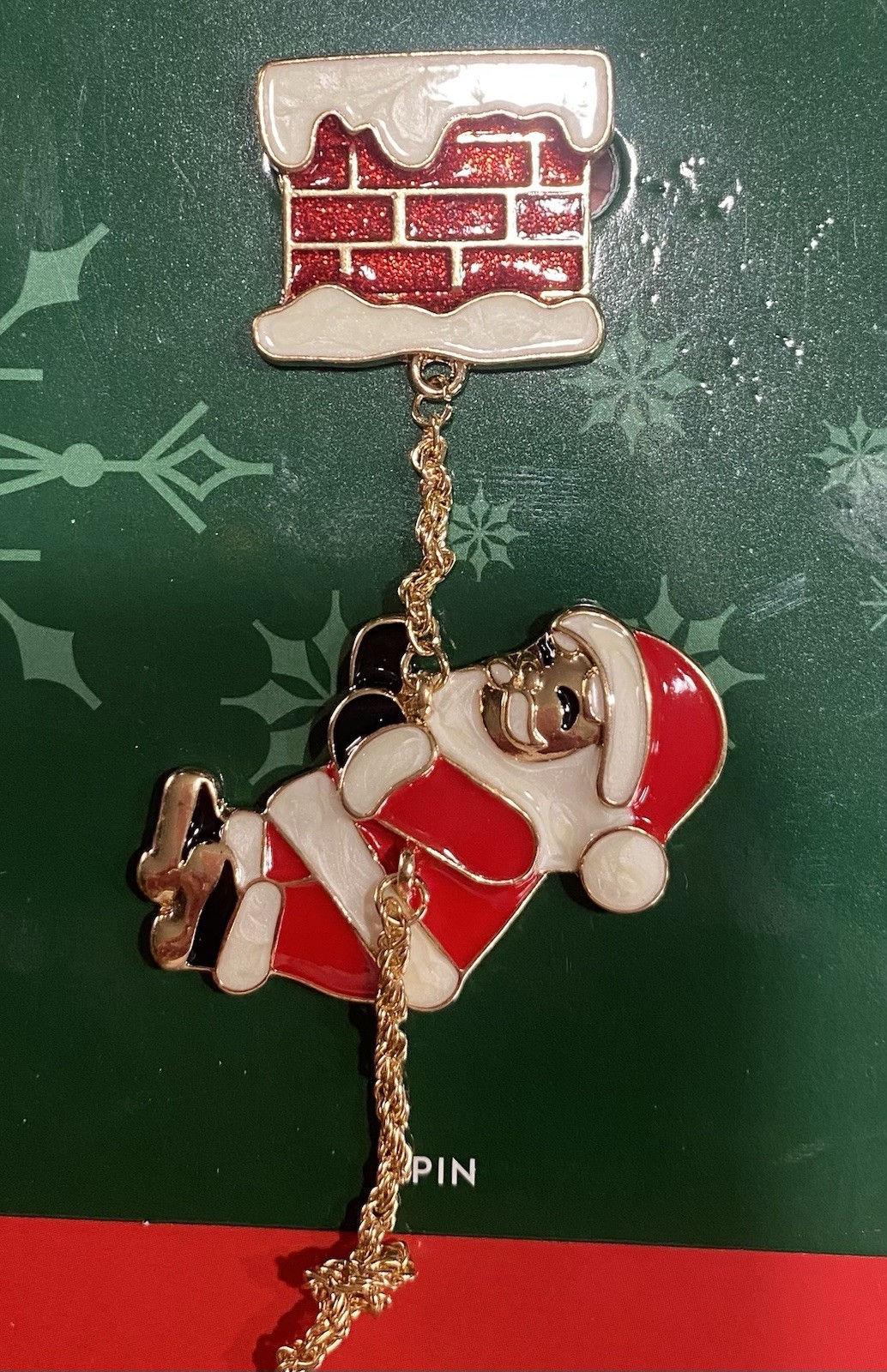 NWT Holiday Time Santa Climbing Chimney Gold Tone Enamel Christmas Brooch Pin