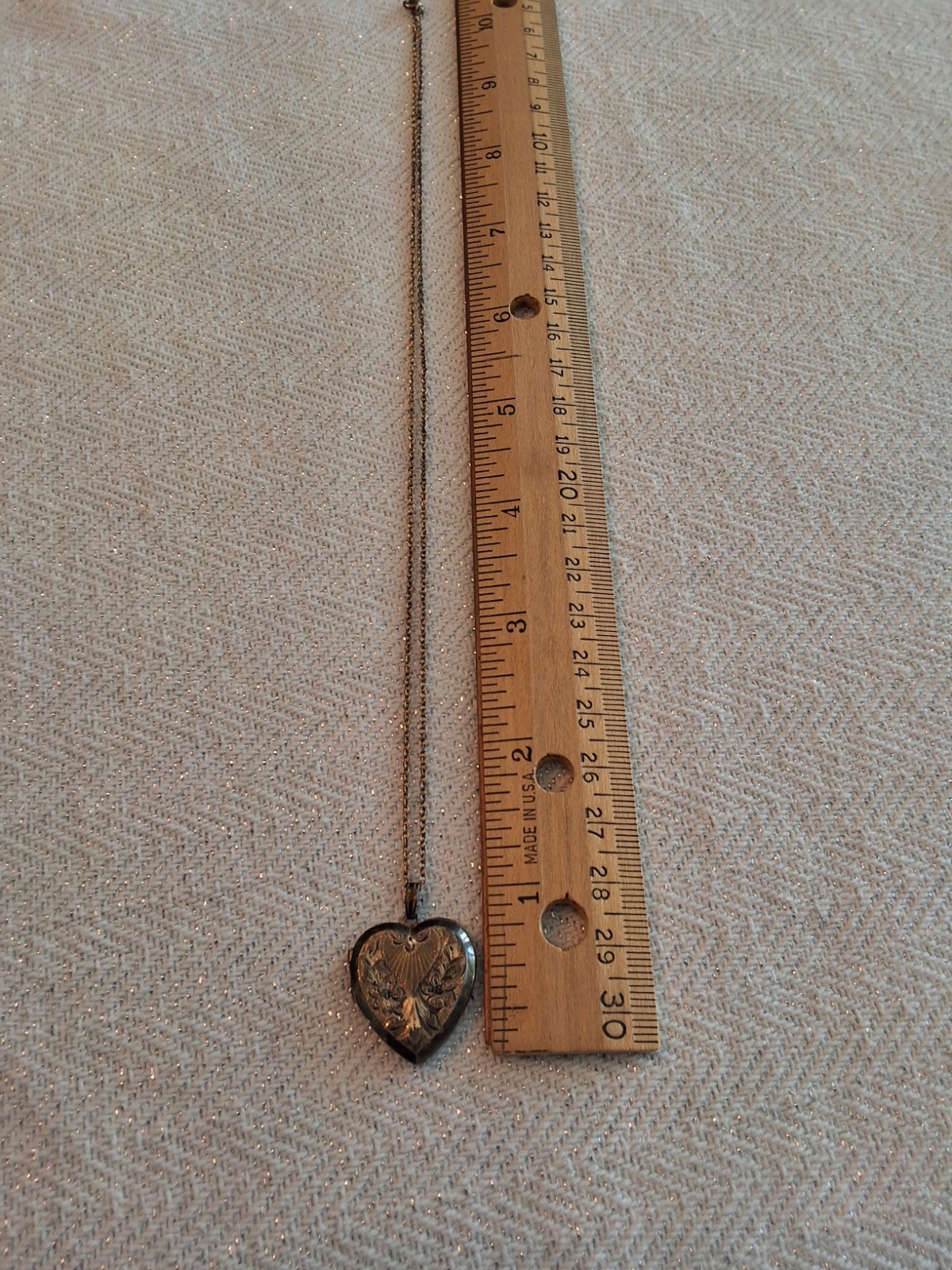 vintage heart locket necklace