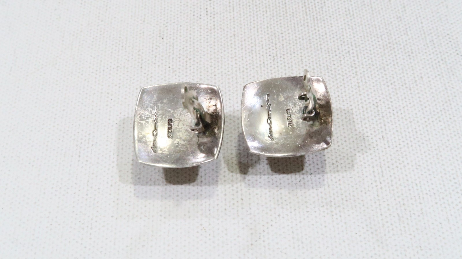 Rare Susan Cummings sterling lion endangered species Africa 925 clip on earrings