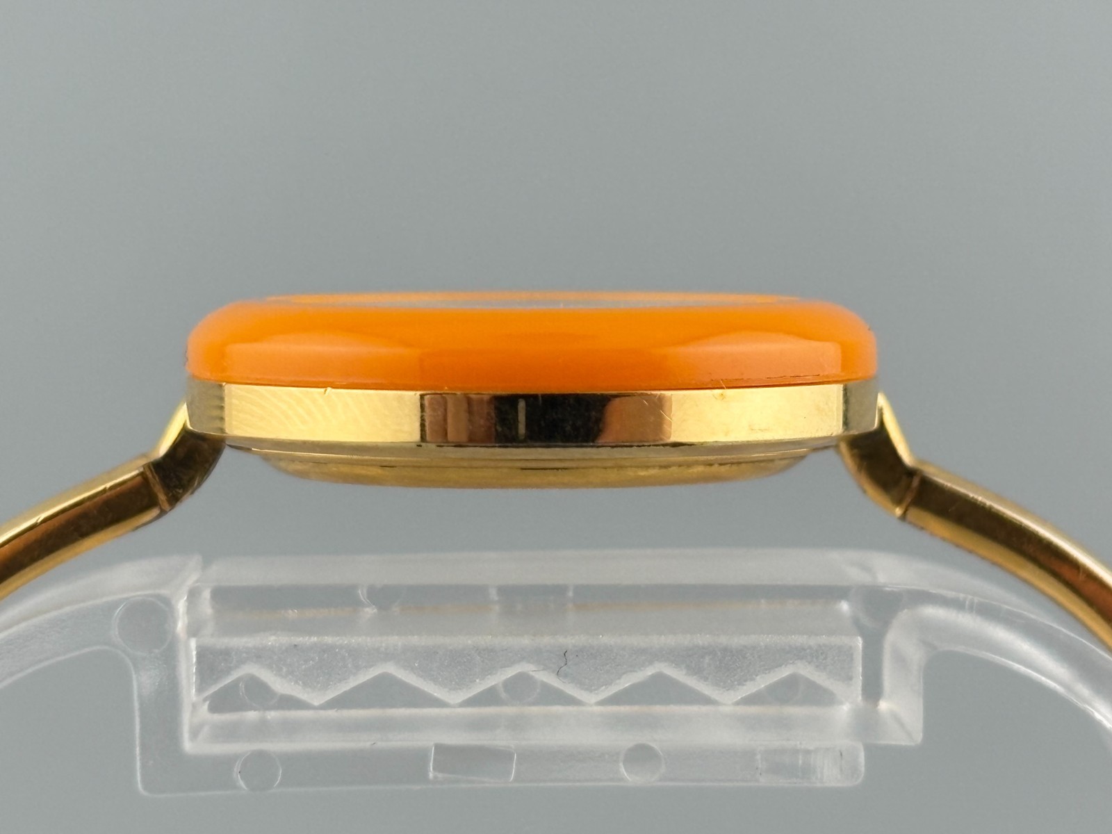 [S size Very Good] Gucci Change Bezel 11/12.2 Gold Yellow Watch Auth