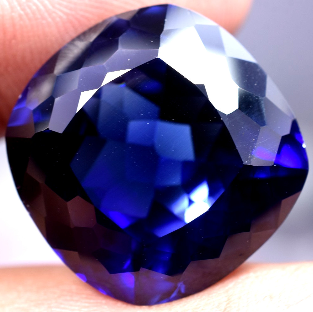Natural 43.50 Ct Madagascar Royal Blue Sapphire GGL Certified Loose Gemstone