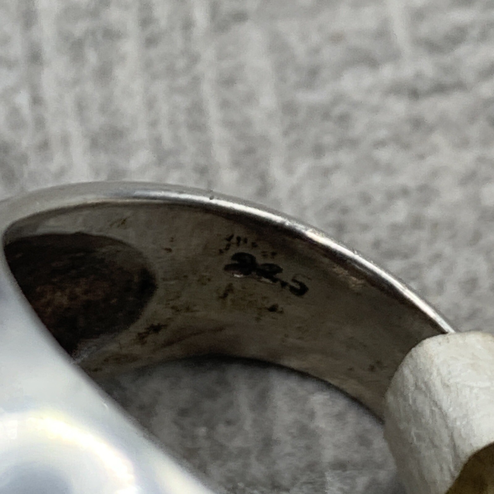 Vintage 925 Sterling Silver Modernist Contemporary Ring Oval Pear CZ MSRP $96