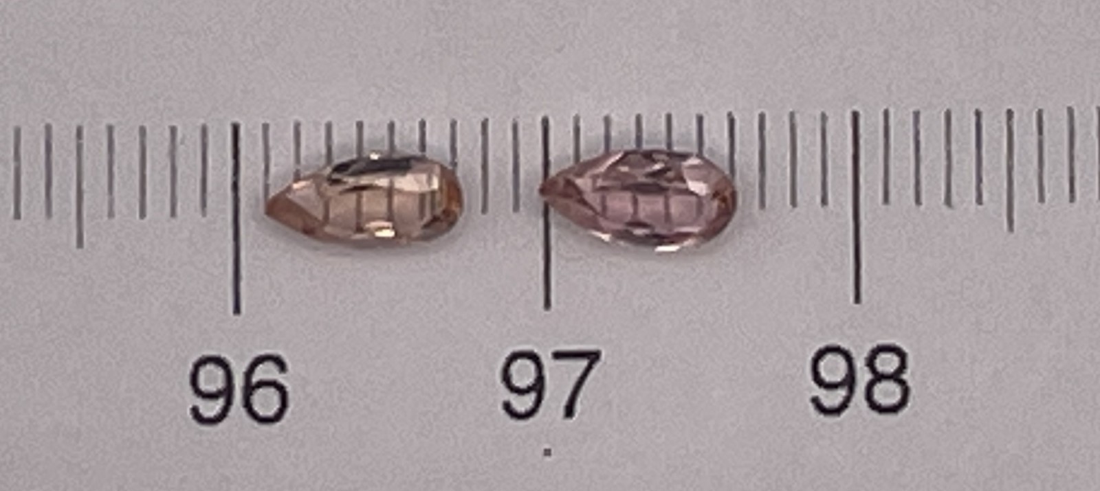 Imperial Topaz 0.80 Ctw Pair Clarity IF Pear Cut Light Pink Brazil I046