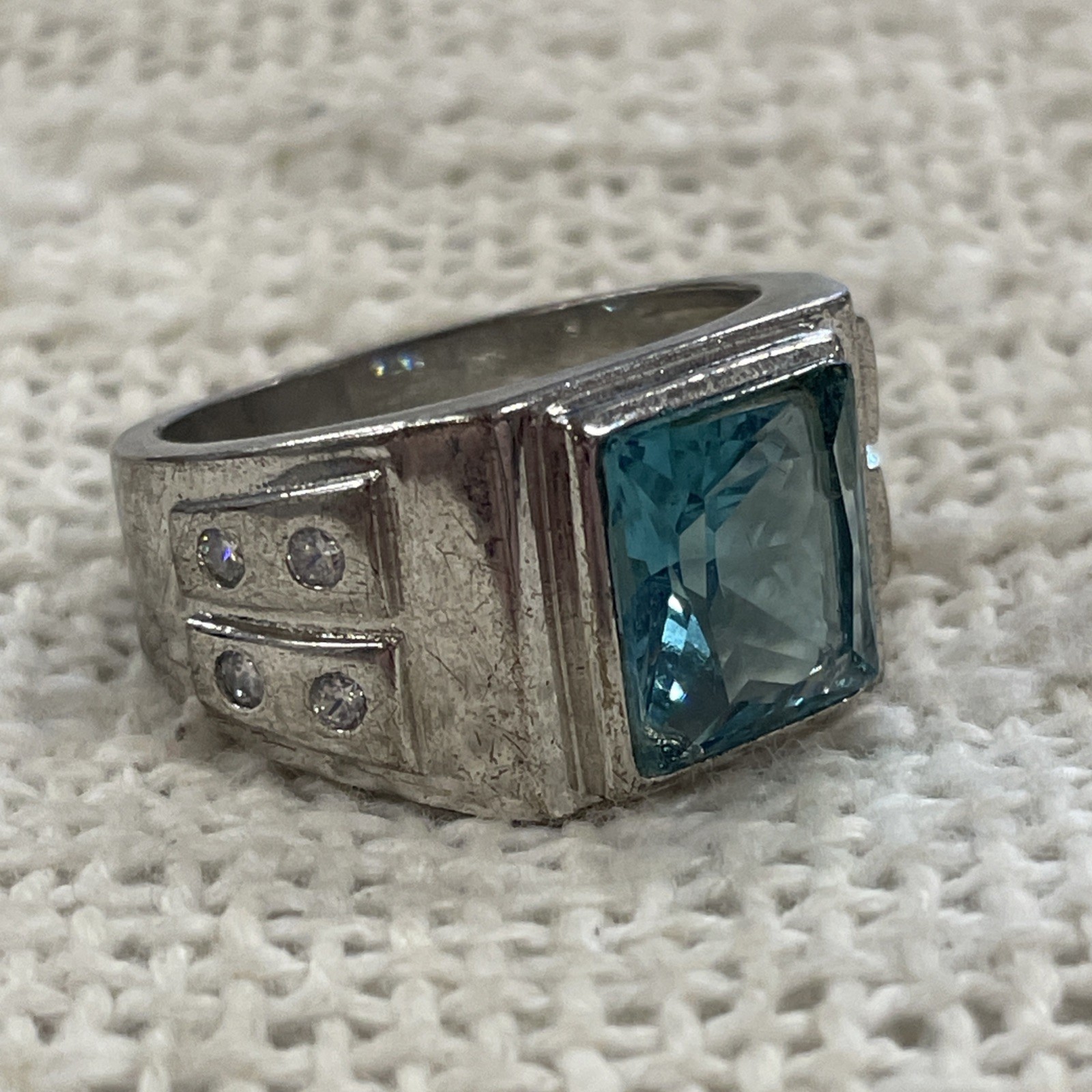 Silver Toned Square Cut Light Blue Stone Ring Size 12.75