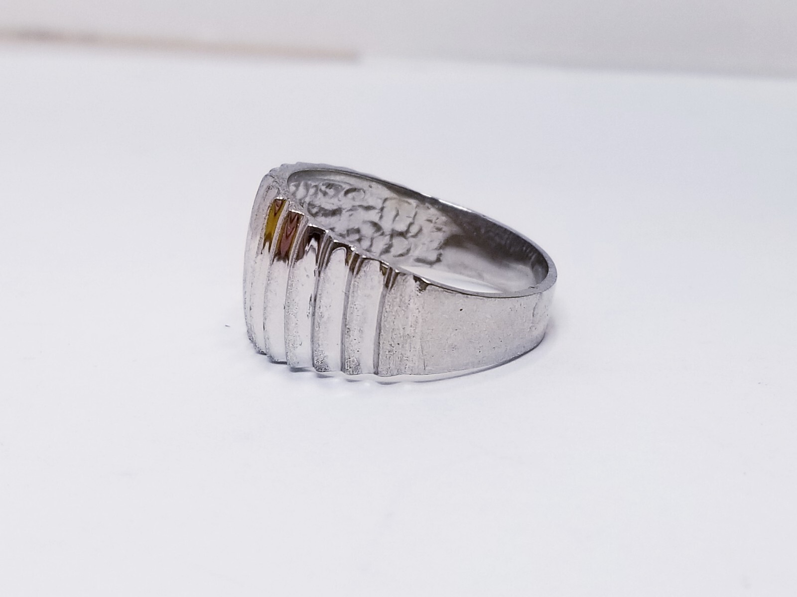 Genuine Sterling Silver Textured Ring Sz 7 – 3.2 Grams TW