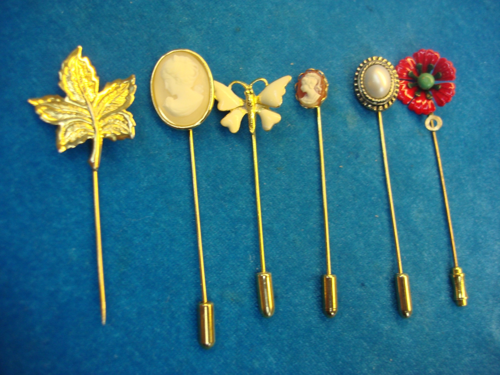 6 DIFF. VINTAGE STICK PINS – PRETTY!