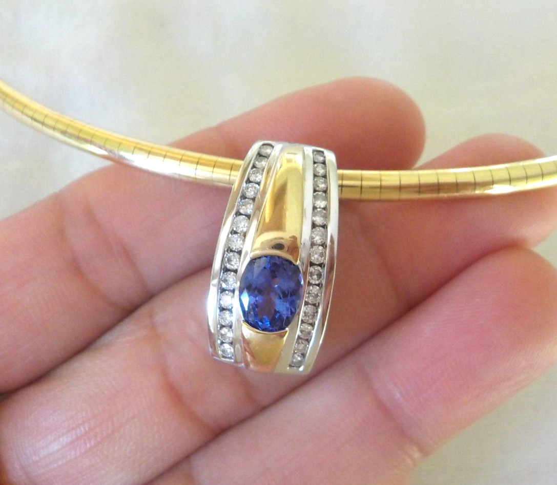 Heavy Levian 14K Multi Gold Tanzanite Diamond Pendant – 8.54 gm, 0.95 in, 1.59ct