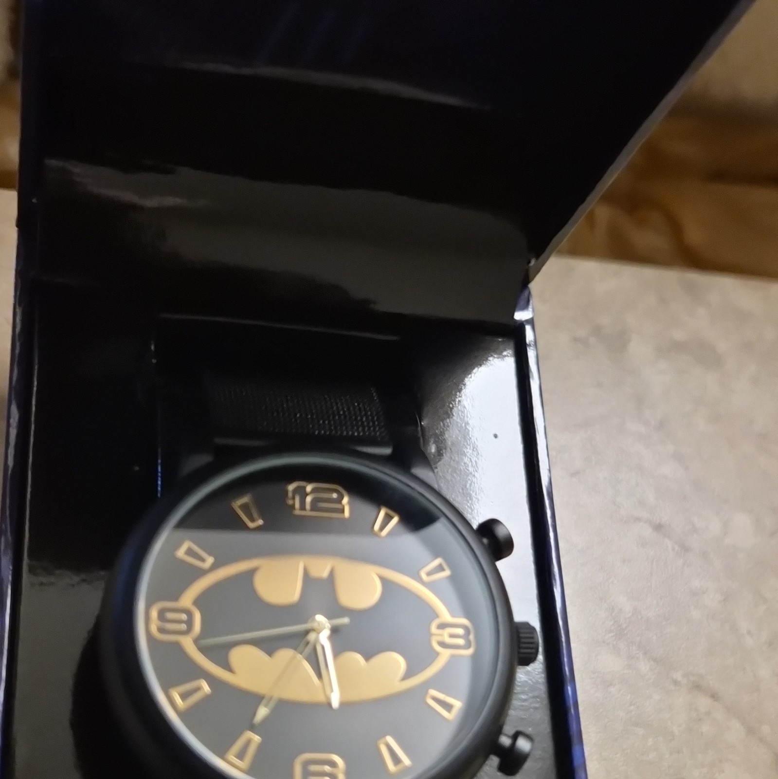 DC Comics Batman Analog Quartz Wristwatch Black/Gold Logo Dial Leather 40mm Box