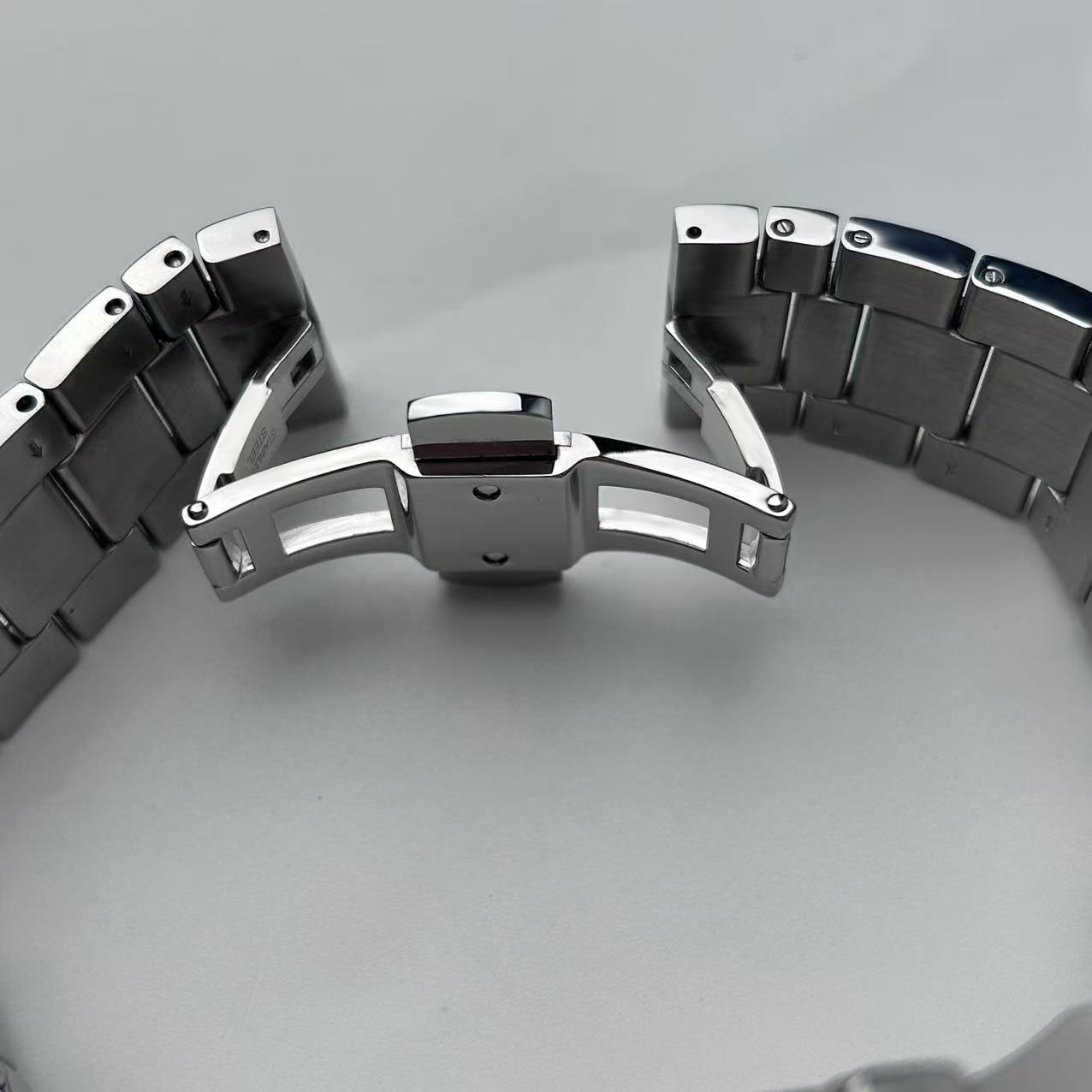 New Bulova Wilton 96B288 Men’s Stainless Steel Chronograph Quartz Watch 46mm
