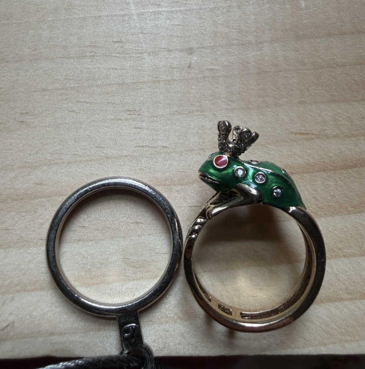 Vintage Signed Hidalgo .925 Sterling Silver Green Enamel Frog Prince Ring Size 9