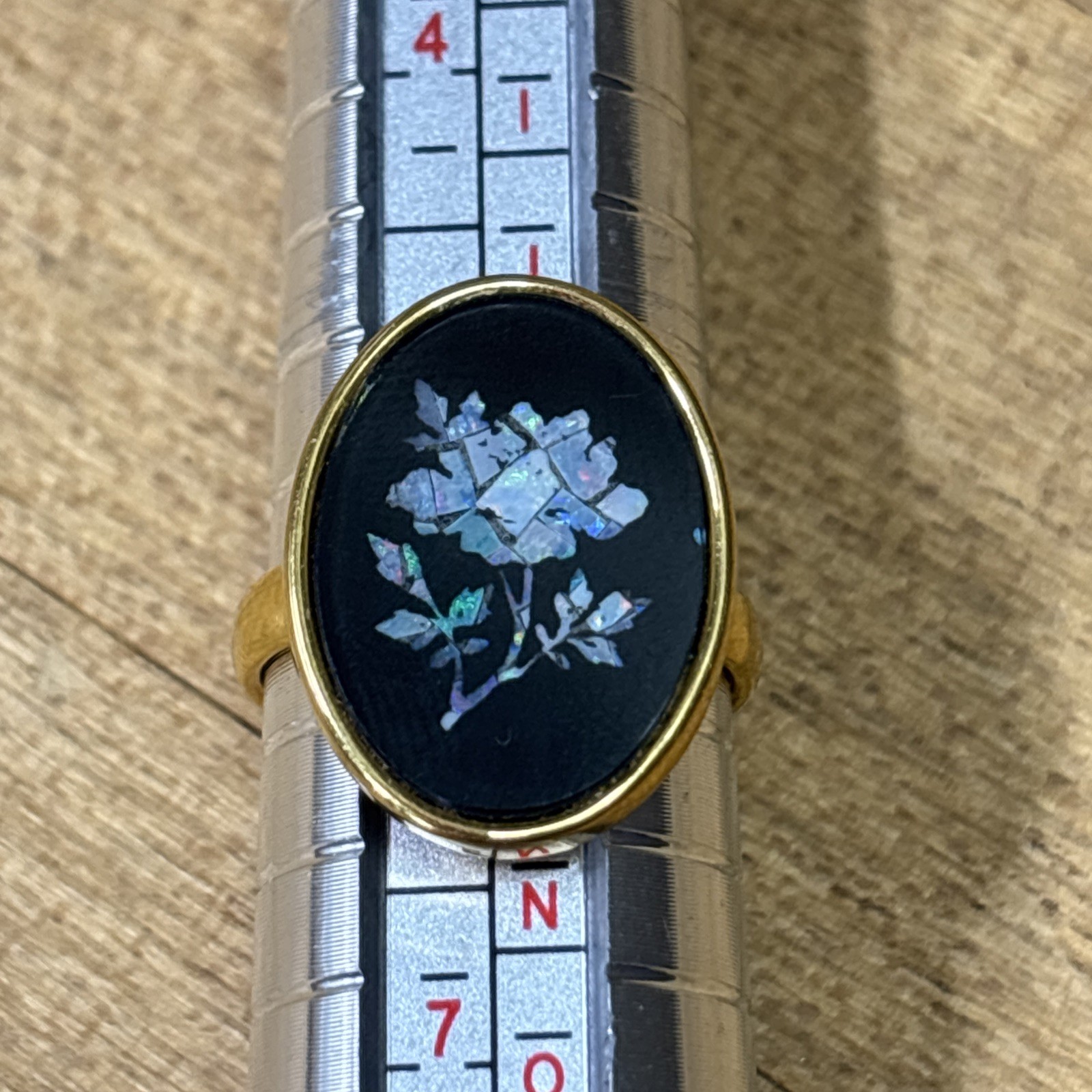 Vintage MCM Gold Tone Pietra Dura Style Abalone Rose Ring Size 5.5