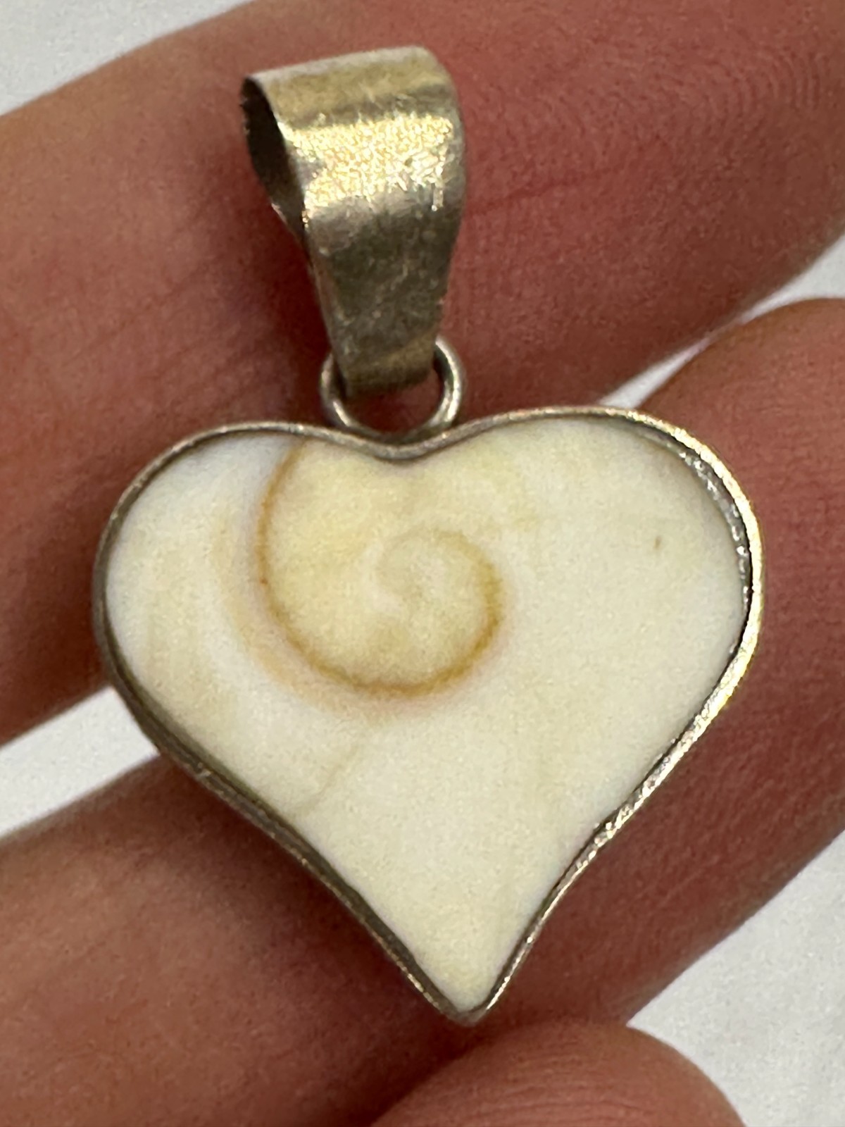 Sterling Silver Heart Shell Pendant 925 Cream Genuine Seashell Beach