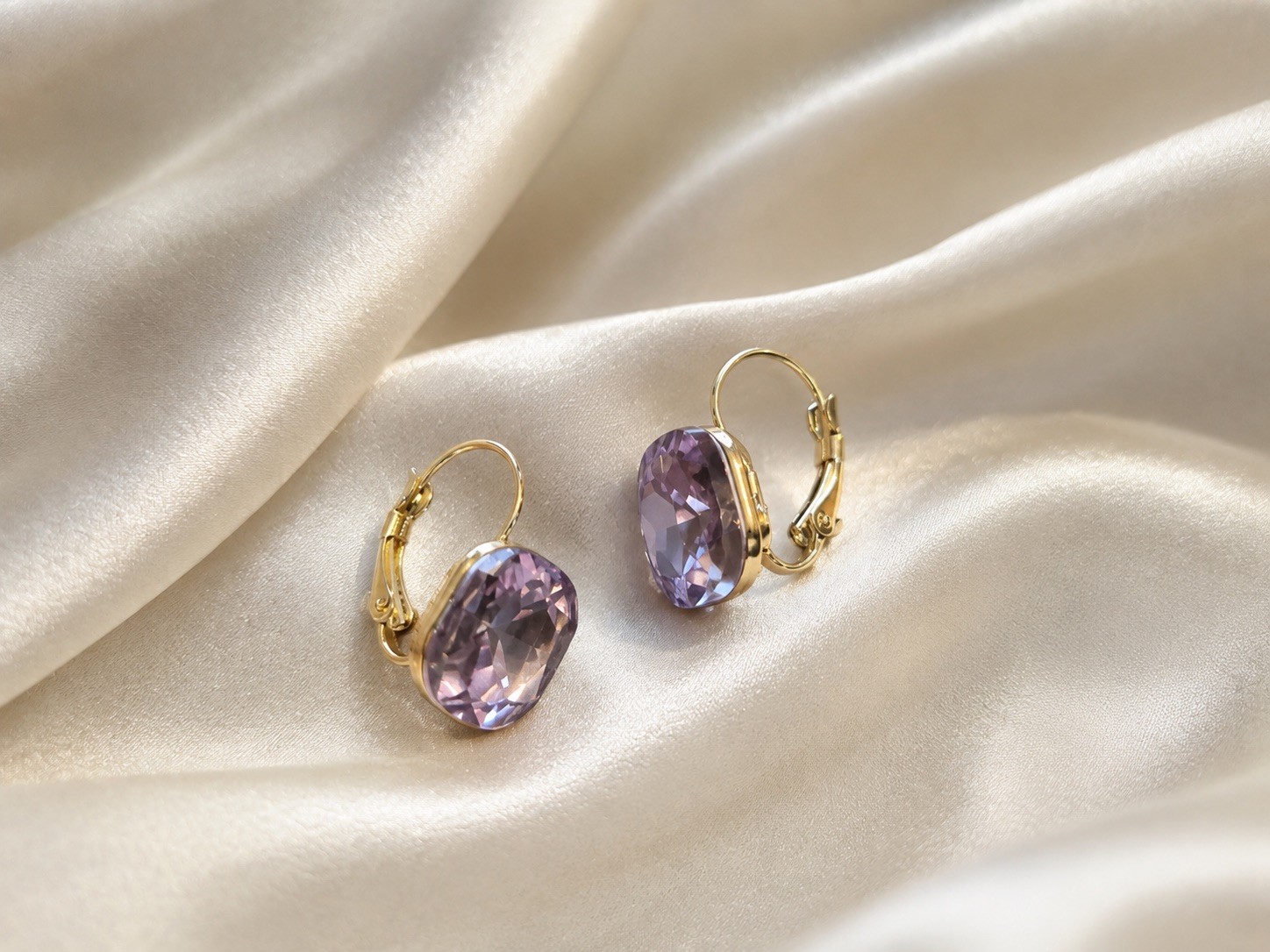 Anthropologie Square Bella Clear Crystal Earrings Gold VTG Boho Cushion Pompom