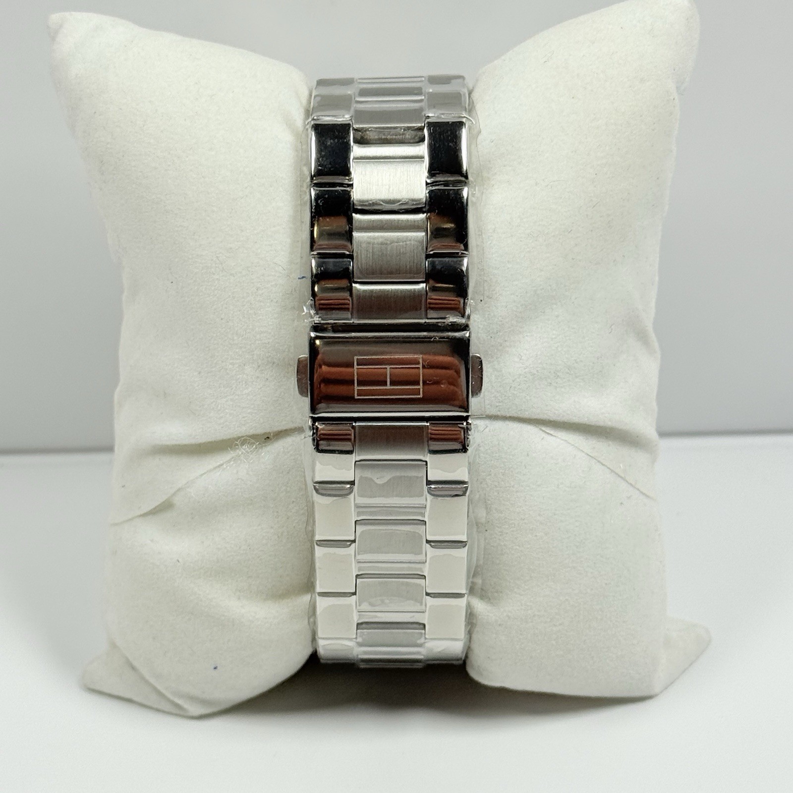 Tommy Hilfiger Henry 1710477 Black Dial Stainless Steel Strap Men’s Watch