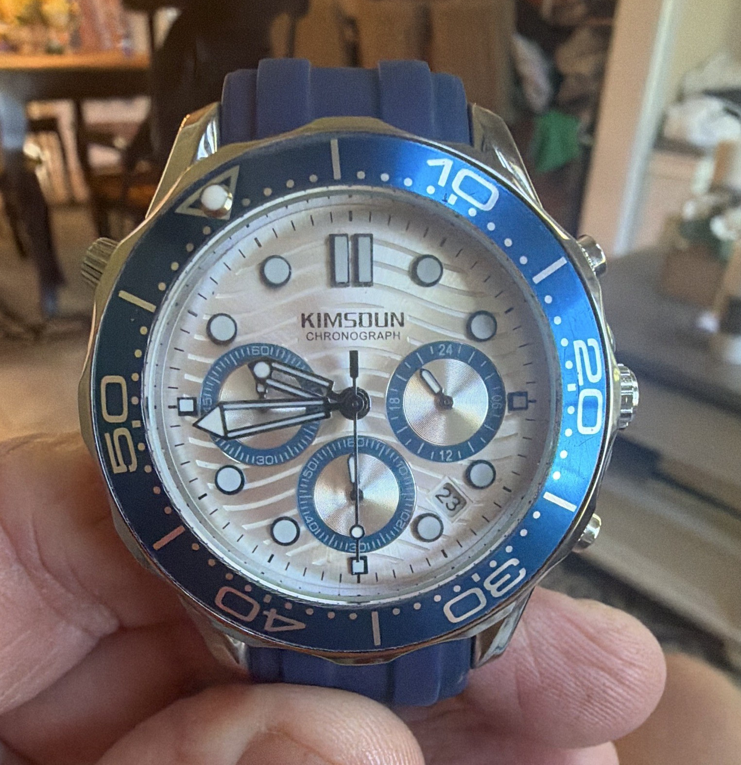 KIMSDUN Men’s Quartz Chronograph Date Watch Blue Silicone Strap Silver Case