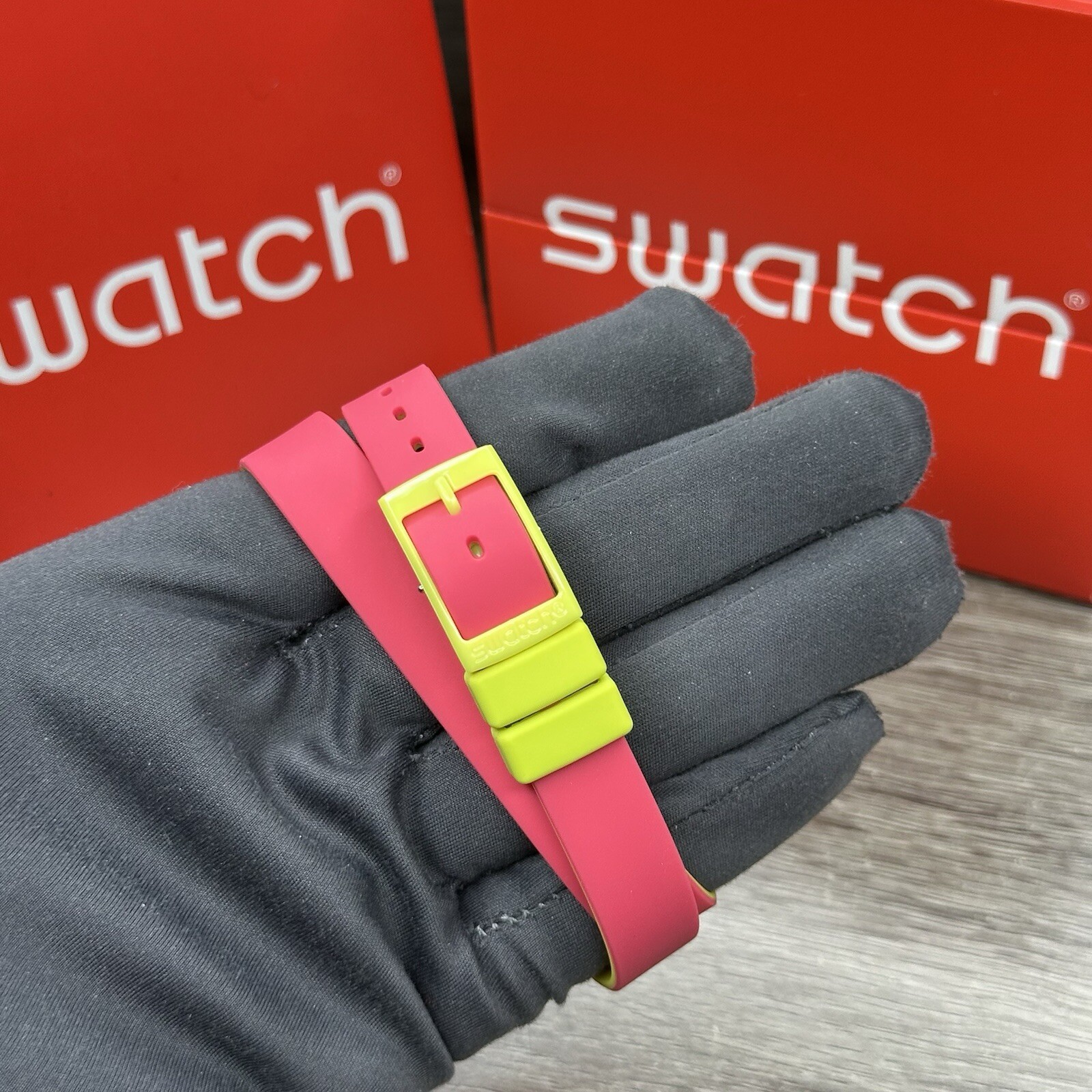 NEW✅ LIMITED✅ Swatch BIKO ROSE Pink Silicone Wrap Around Ladies Watch LP131