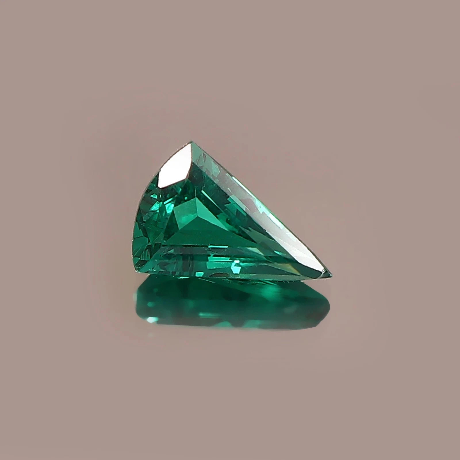 10 Ct Natural Colombian Green Emerald Fancy Cut AGL Certified Loose Gemstone