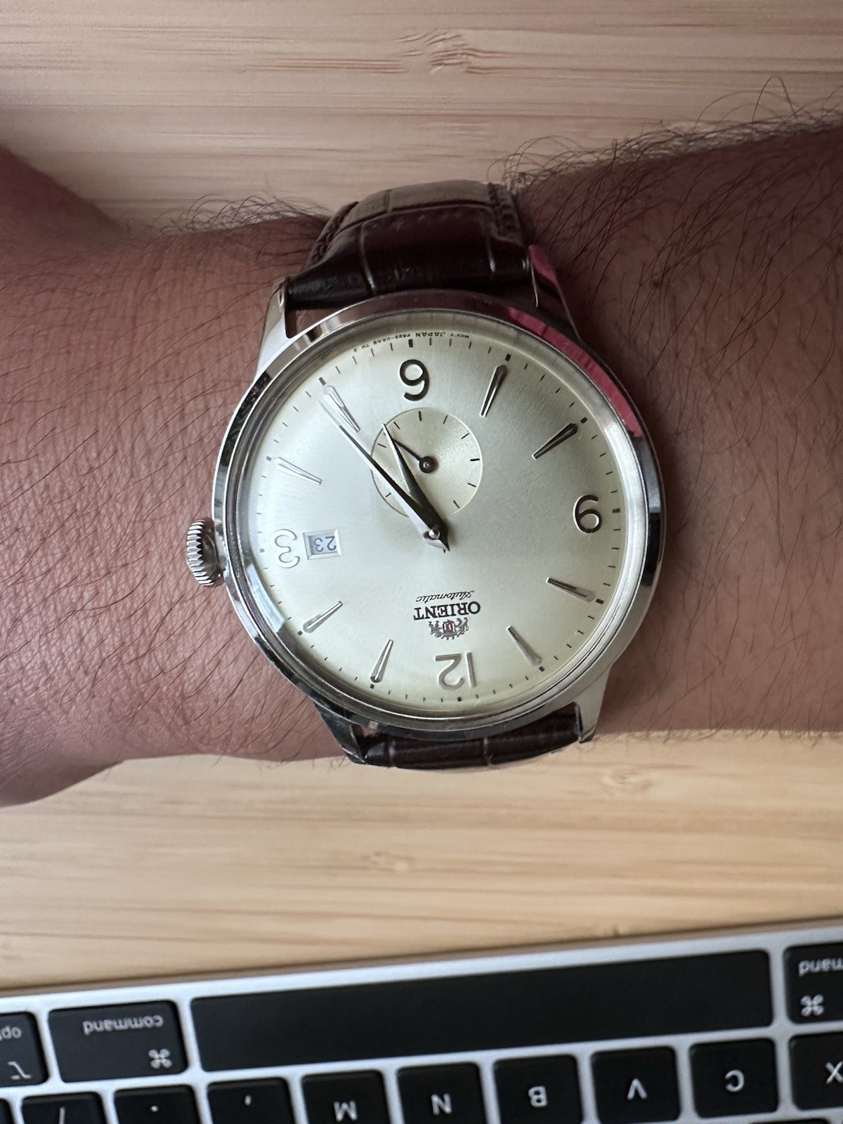 Orient Bambino Automatic small seconds Champagne Dial