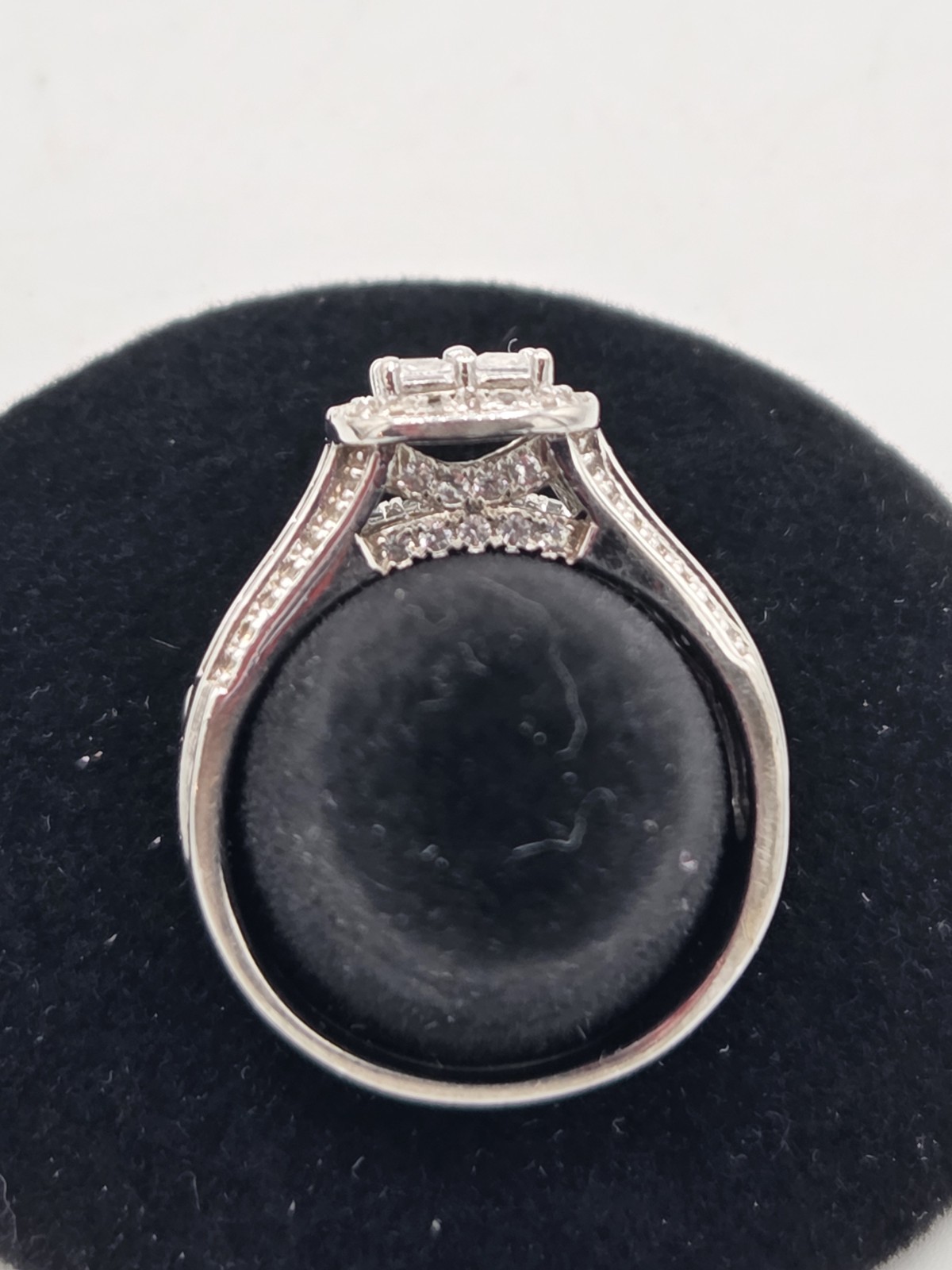 Fuzion Creations 925 Sterling Silver CZ 2 Piece Wedding Ring Set Size 8