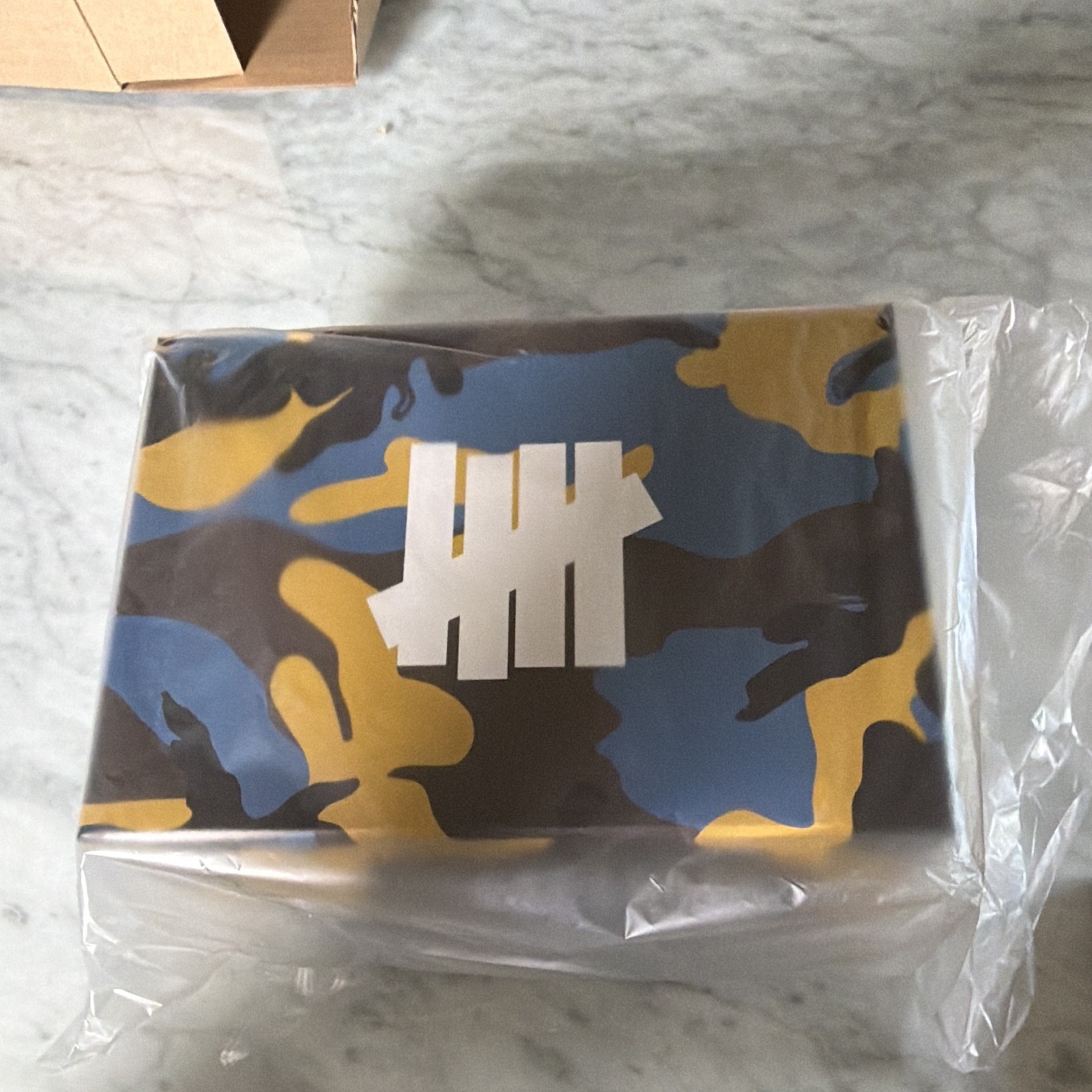 LIMITED EDITION/G-SHOCK x Undefeated Watch/Box & Papers/DW6900UDCR23-5/Brn,Ylw