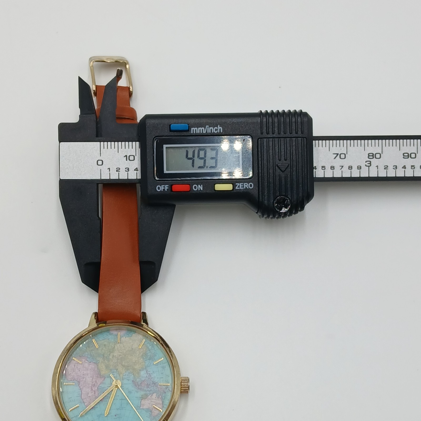World Map Dial Watch Brown Leather 8in Strap Gold Tone Quartz Japan New Battery