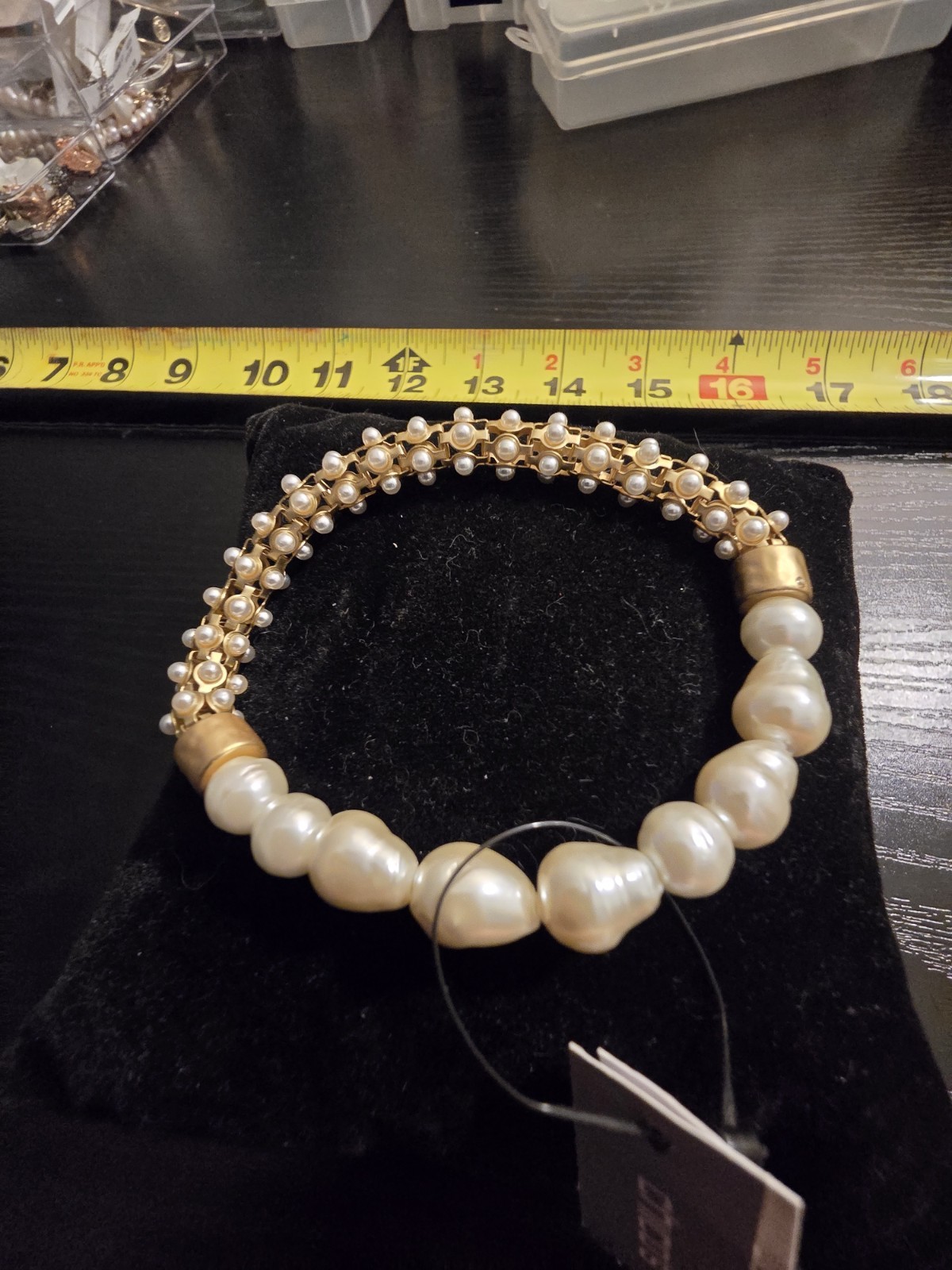 Chico’s Gold Tone Link Chain Baroque Imitation Pearl Stretch Bracelet