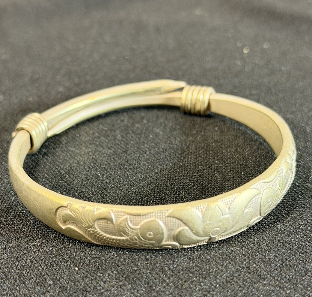 Hmong Hill Tribe Unisex Silver Bracelet Fish Lotus Design (46+ grams)