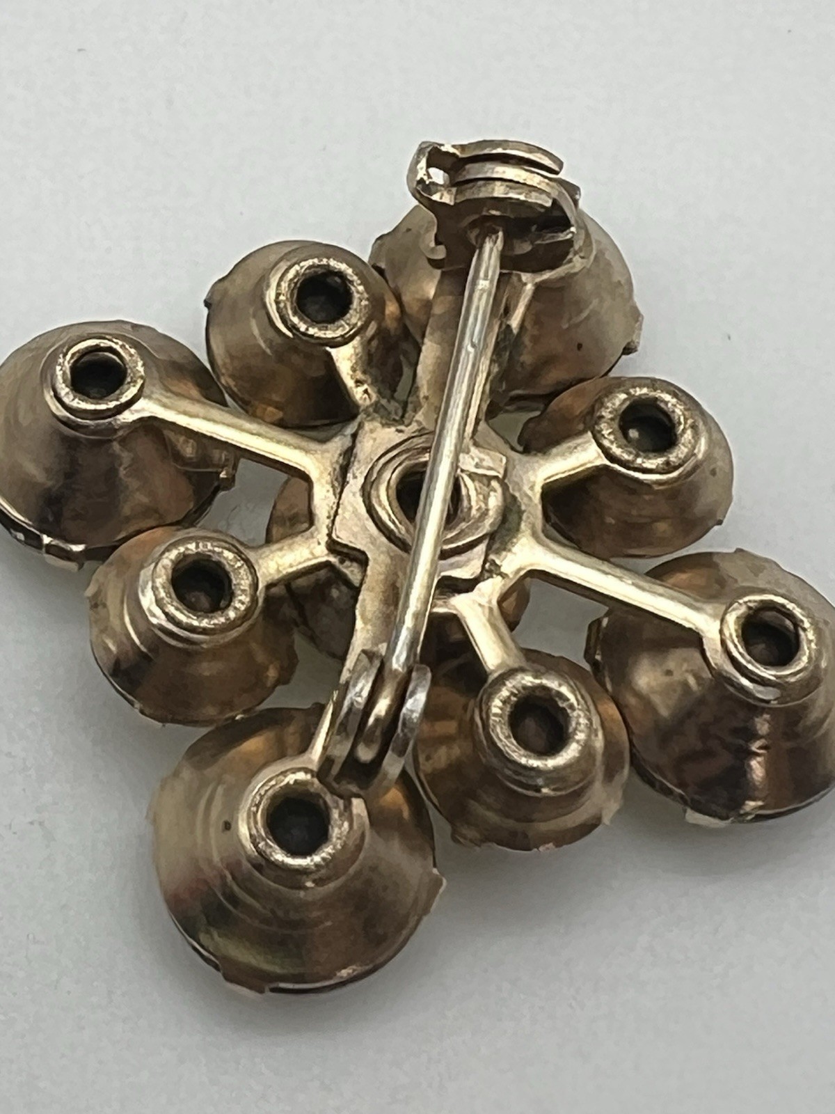 Vintage Jonquil Rhinestones Gold Tone Round Stones, Square Brooch Pin Prong