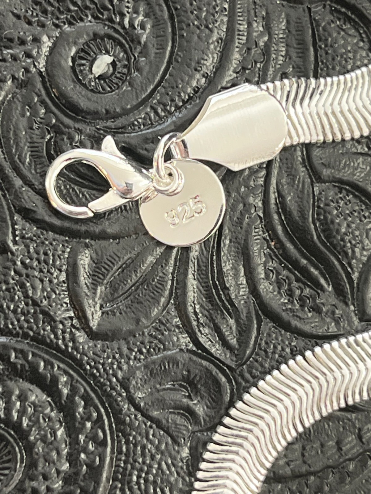 Elegant 925 Silver Plated Flat Snake Chain 6mm Wide 20″ Long Fast Free Shipping!