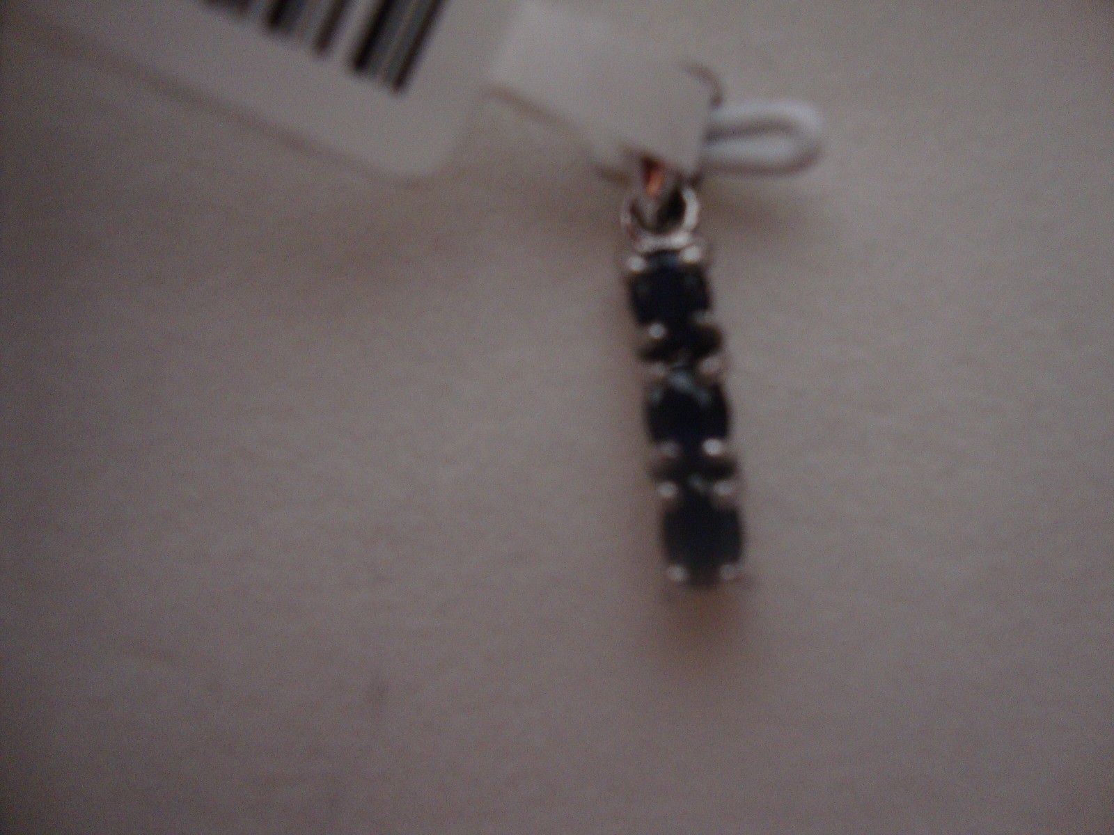 J376 DIFFUSED BLUE SAPPHIRE (OVL) PEDANT STERLING SILVER TGW 0.62 CTS