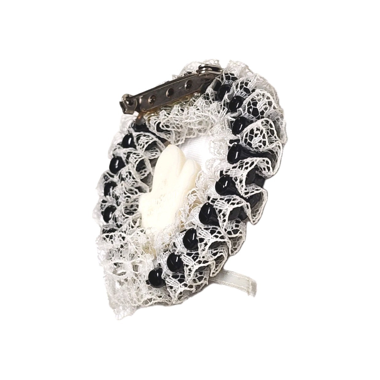 Vintage Handmade Amscan Ghost Round Wreath Pin Brooch Black & White Halloween