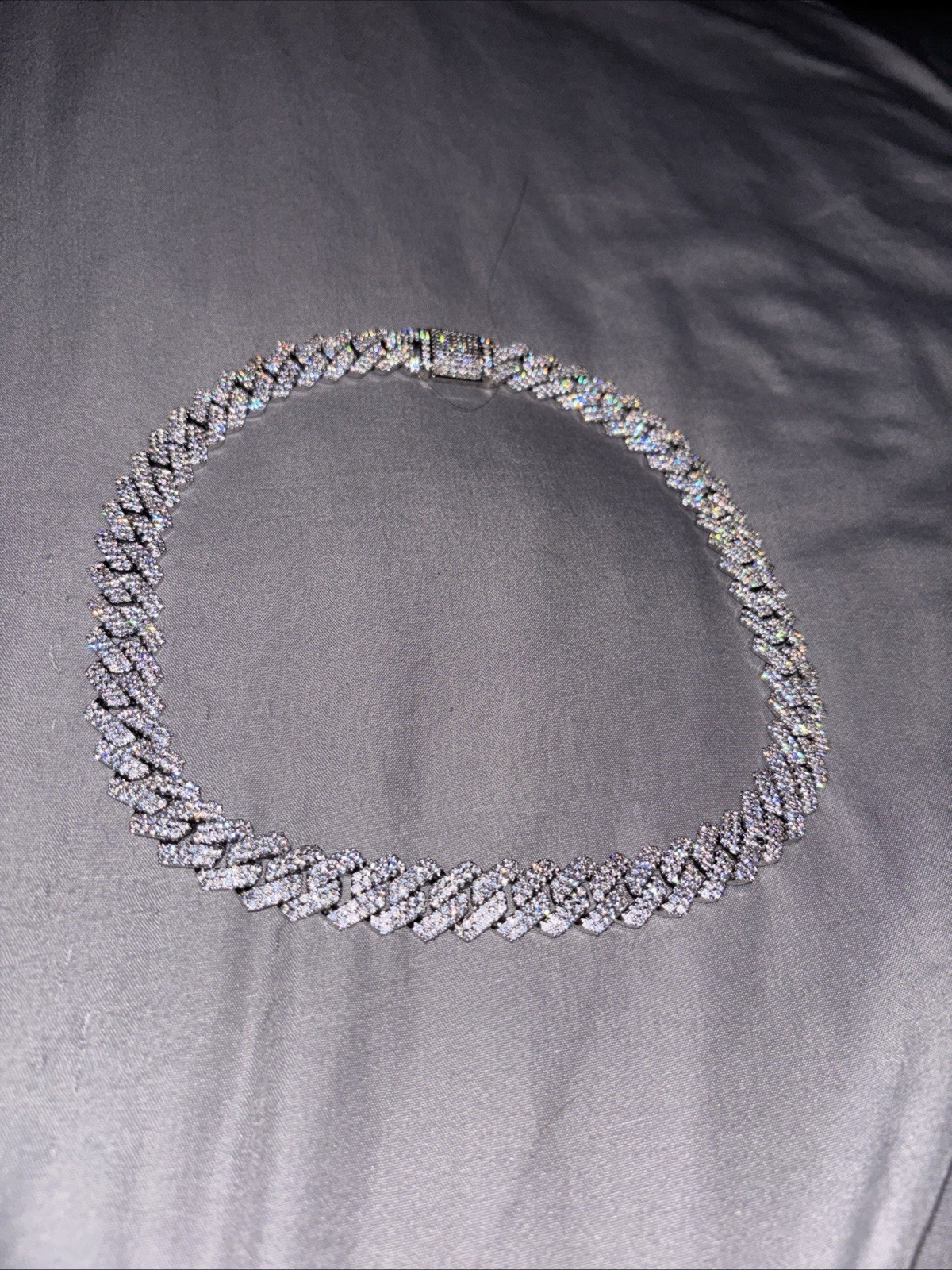 18-Inch Moissanite Cuban Link Chain 18mm