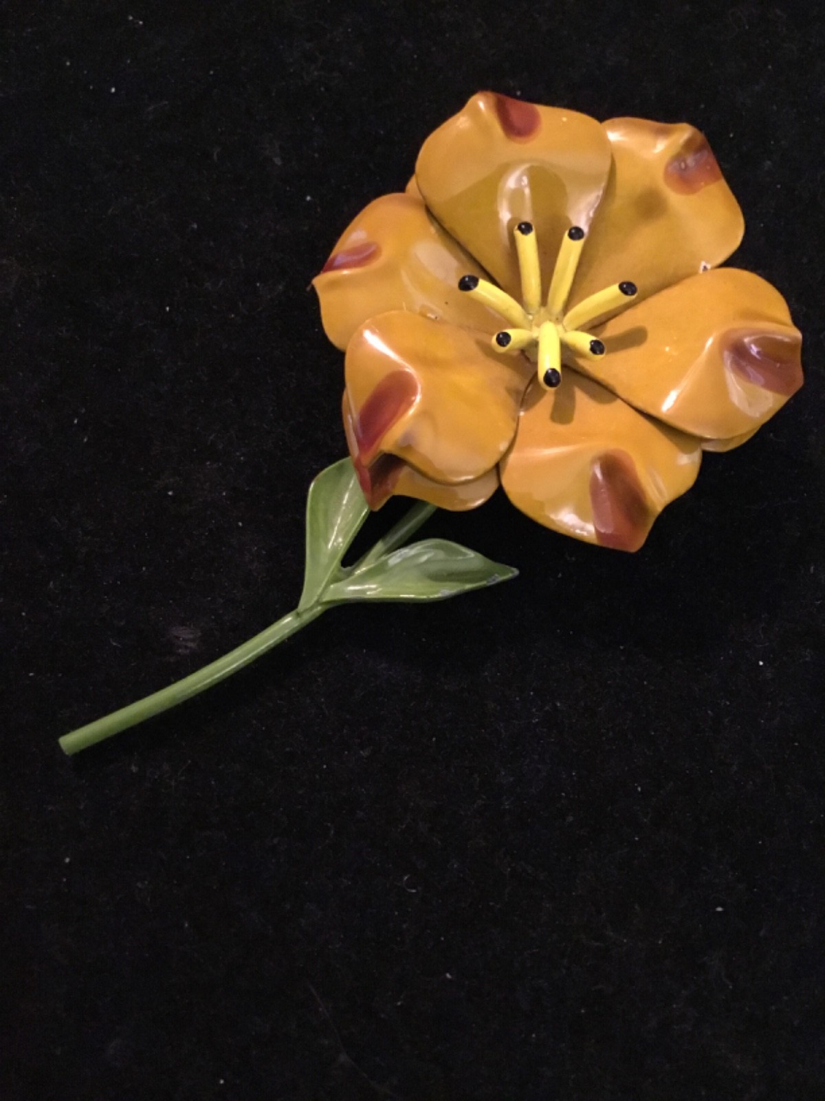 Vintage Signed JJ Fashion Mustard Yellow Green Enamel Flower Brooch 