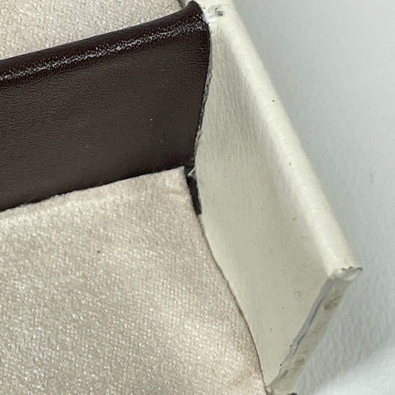 EUC BEY-BERK “Madeline” Ivory & Brown Leather Suede Folding Travel Jewelry Case