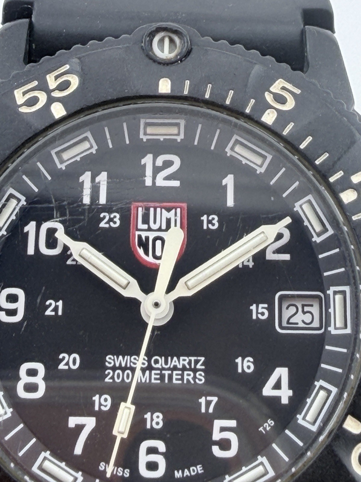 Luminox Navy SEAL 3000/3900 V3 Swiss Quartz 200M Black Dive Watch Runs Great