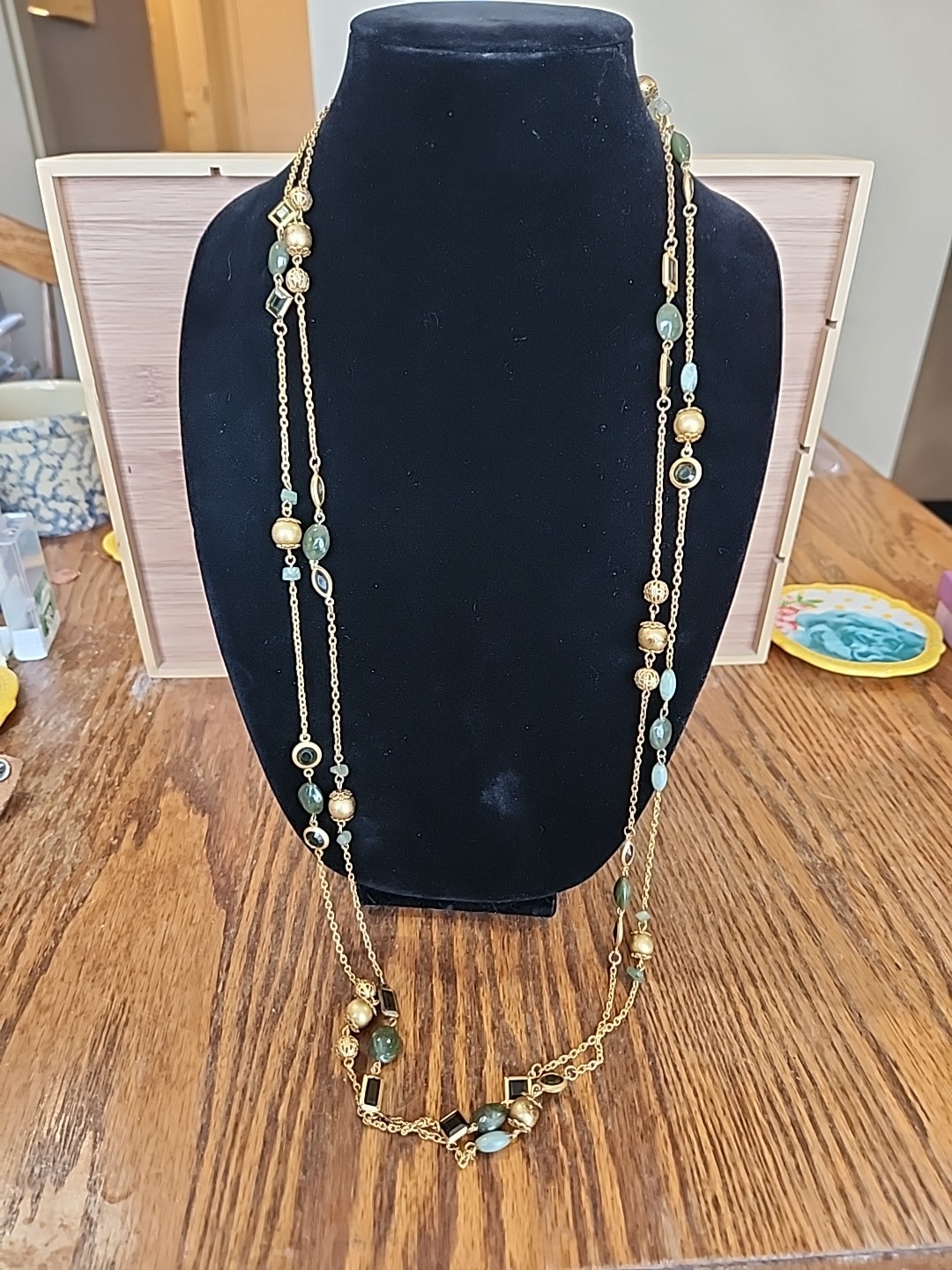 Premier Designs “WESTBURY” Necklace Green Stones Gold