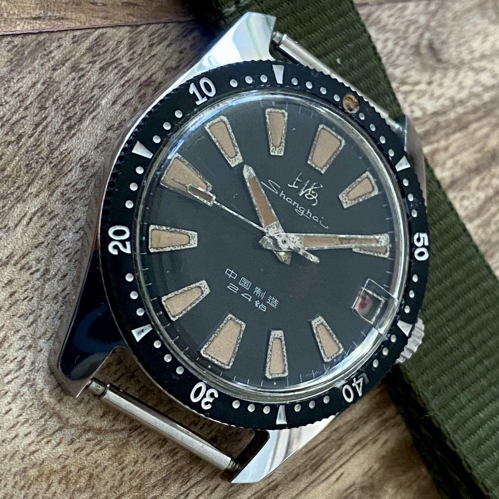 Vintage {Prof. SERVICED} ShangHai 114 Diver SS4 Chinese Military Watch (1540)